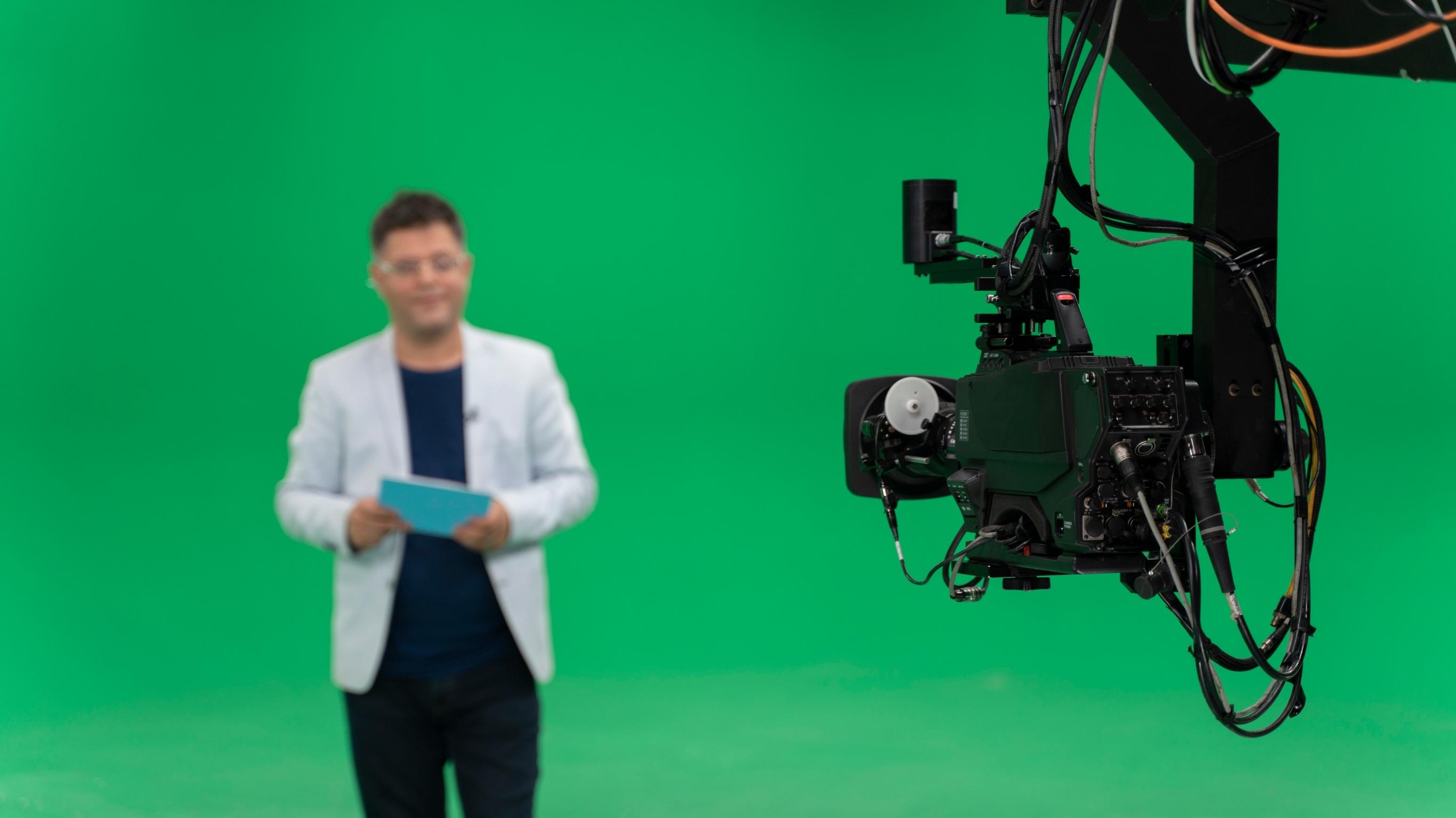 The Benefits of Using Green Screen Technology in Video Production